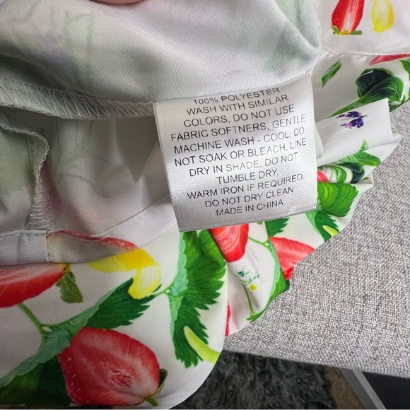 Grey Goose Themed Men’s Shirt - Picture 7 of 7